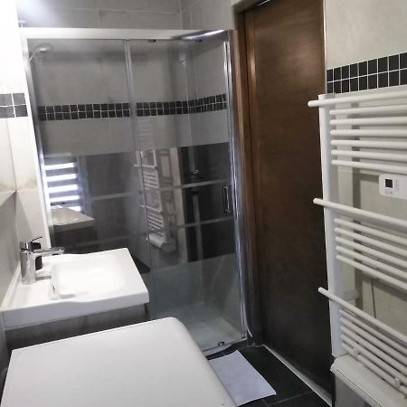 Detente - Appartement Et Poutres Apparentes เบซิเยร์ ภายนอก รูปภาพ