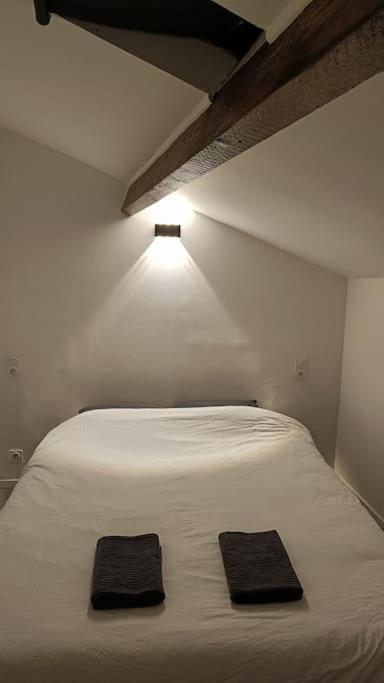 Detente - Appartement Et Poutres Apparentes เบซิเยร์ ภายนอก รูปภาพ